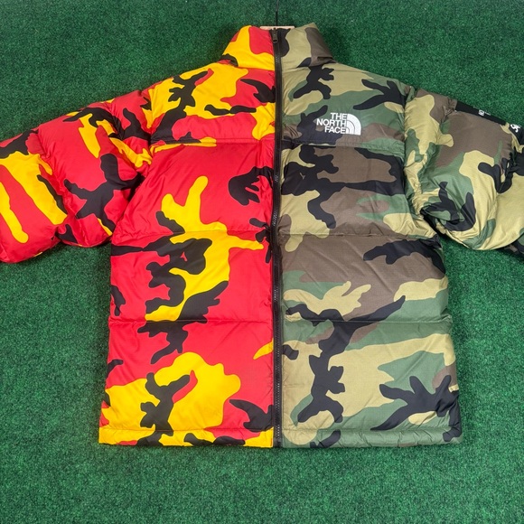 Supreme x The North Face - Split Camo Nuptse Jacket Small - Picture 7 of 9